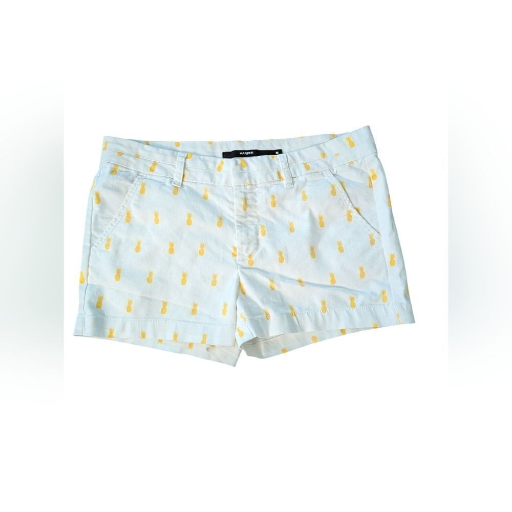 •Harper• Pineapple Patterned Short Shorts - Size Medium
